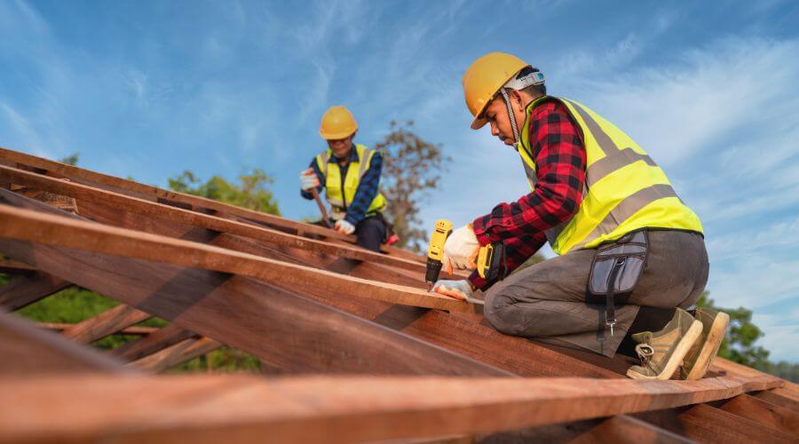 Professional Flat Roofing Installation services in Hamilton, IA